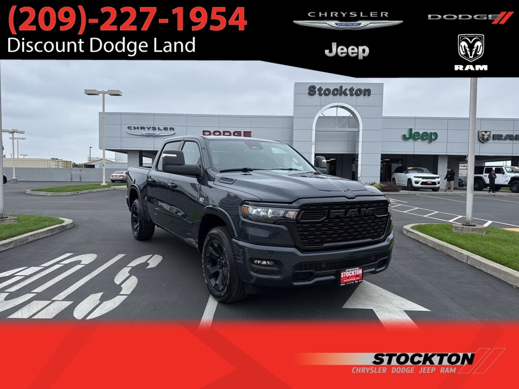 New 2026 Ram 1500 BIG HORN CREW CAB 4X4 5'7 BOX Pickup
