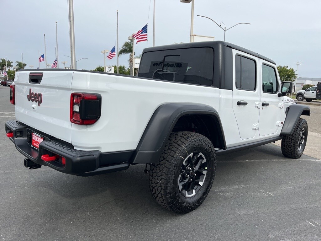 2025 Jeep Gladiator Rubicon photo 3