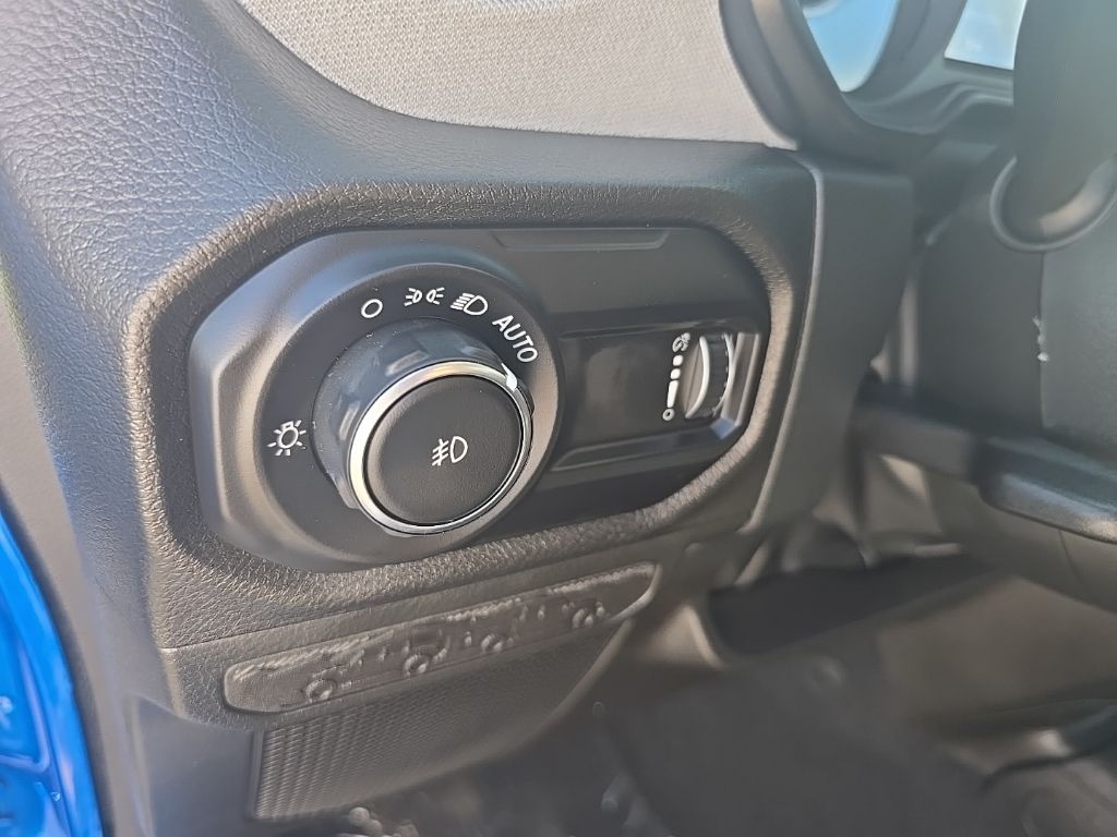 2025 Jeep Wrangler 4-Door Sport S - Photo 11