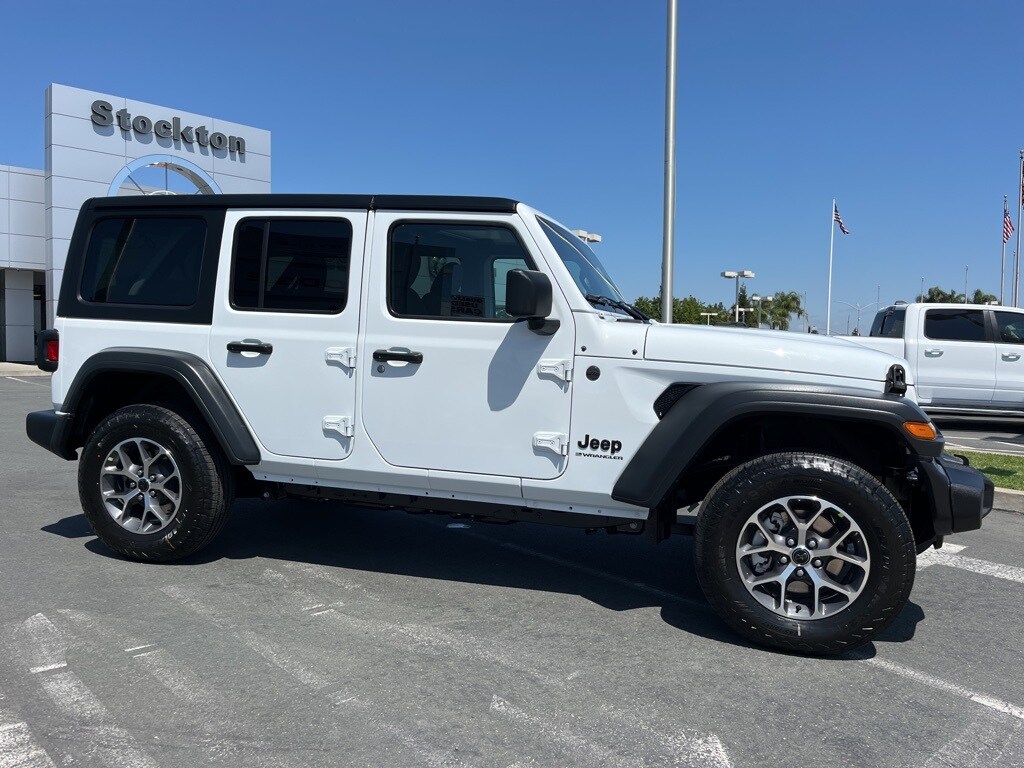 2025 Jeep Wrangler Sport S photo 2