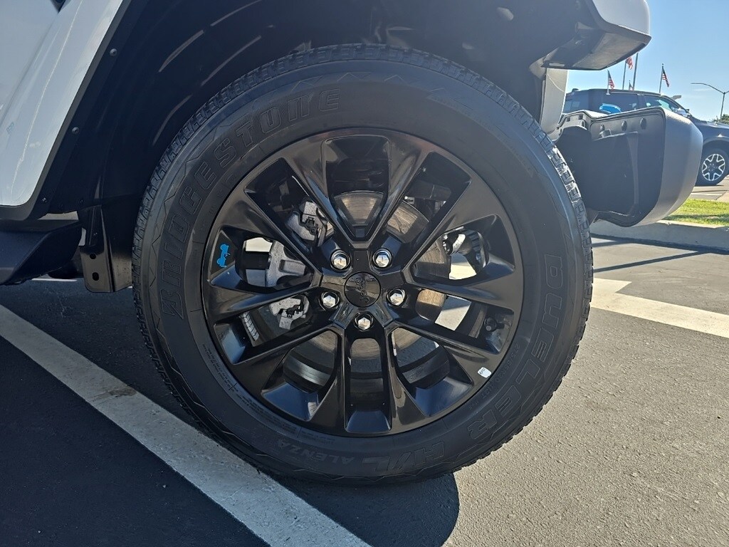 2022 Jeep Wrangler Unlimited Sahara 4xe photo 3