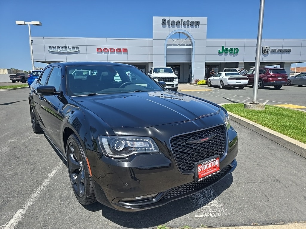 Used 2023 Chrysler 300 S with VIN 2C3CCABG5PH552172 for sale in Stockton, CA