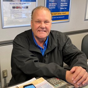 Staff member Bill Bray from ID_19024795bcd7