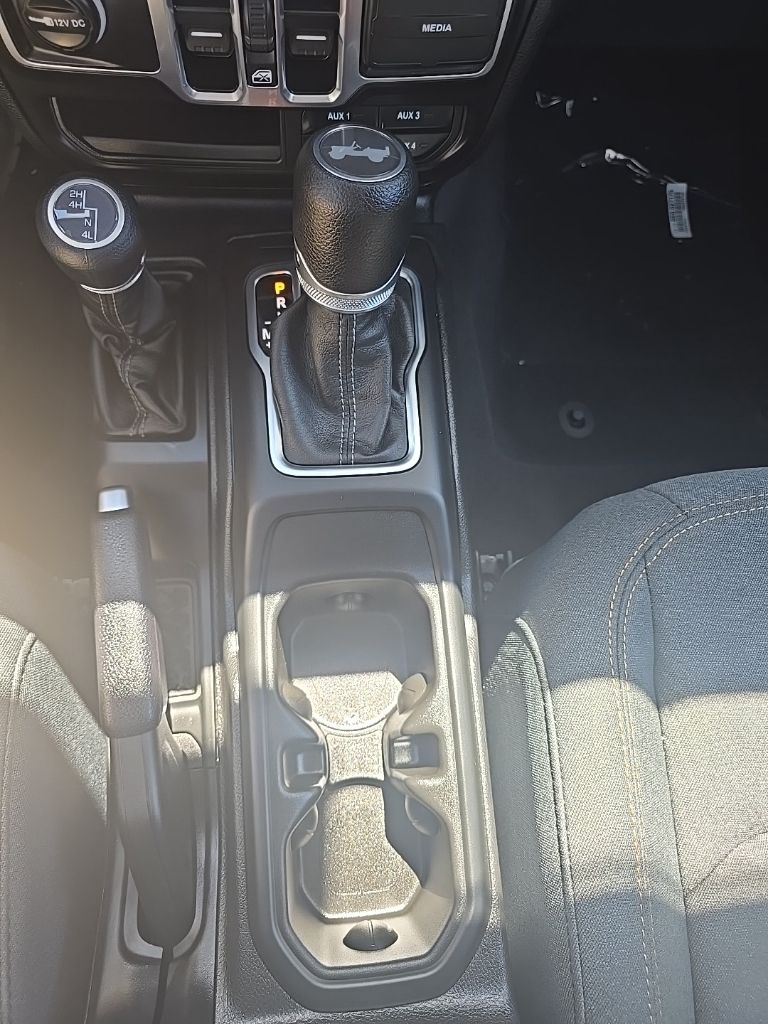 2025 Jeep Wrangler 4-Door Sport S - Photo 18