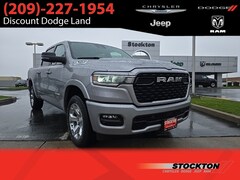 2025 Ram 1500 BIG HORN CREW CAB 4X4 5'7 BOX Pickup