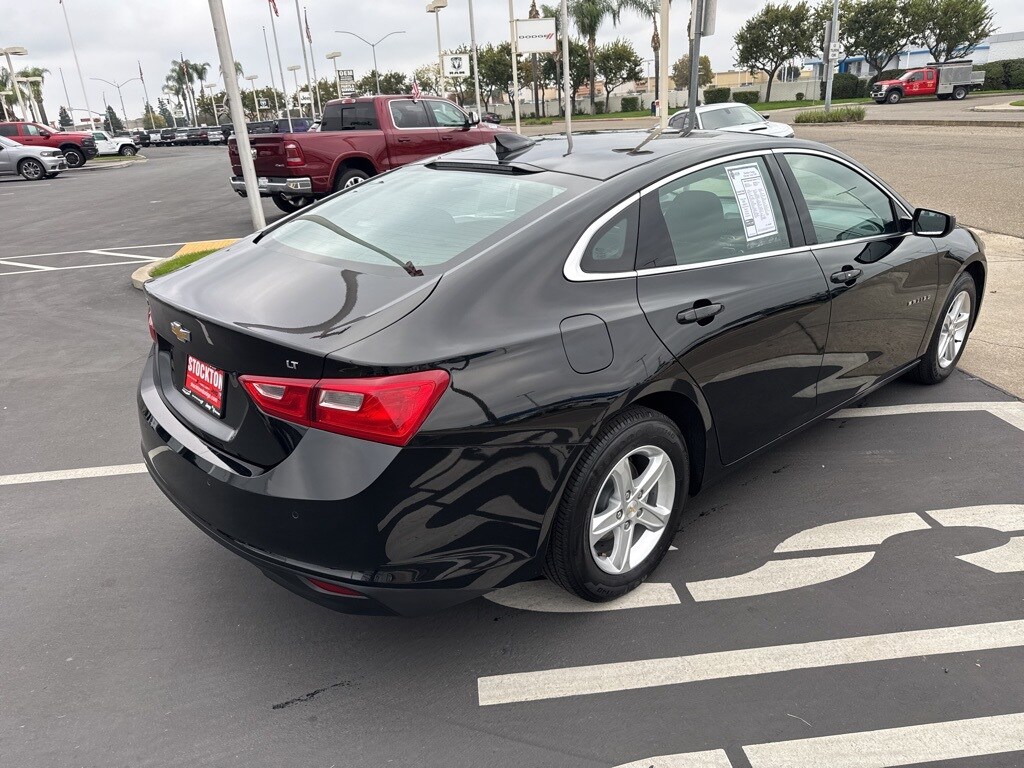 2024 Chevrolet Malibu 1LT photo 4