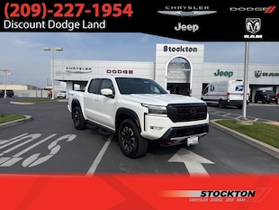 2023 Nissan Frontier PRO-4X Truck