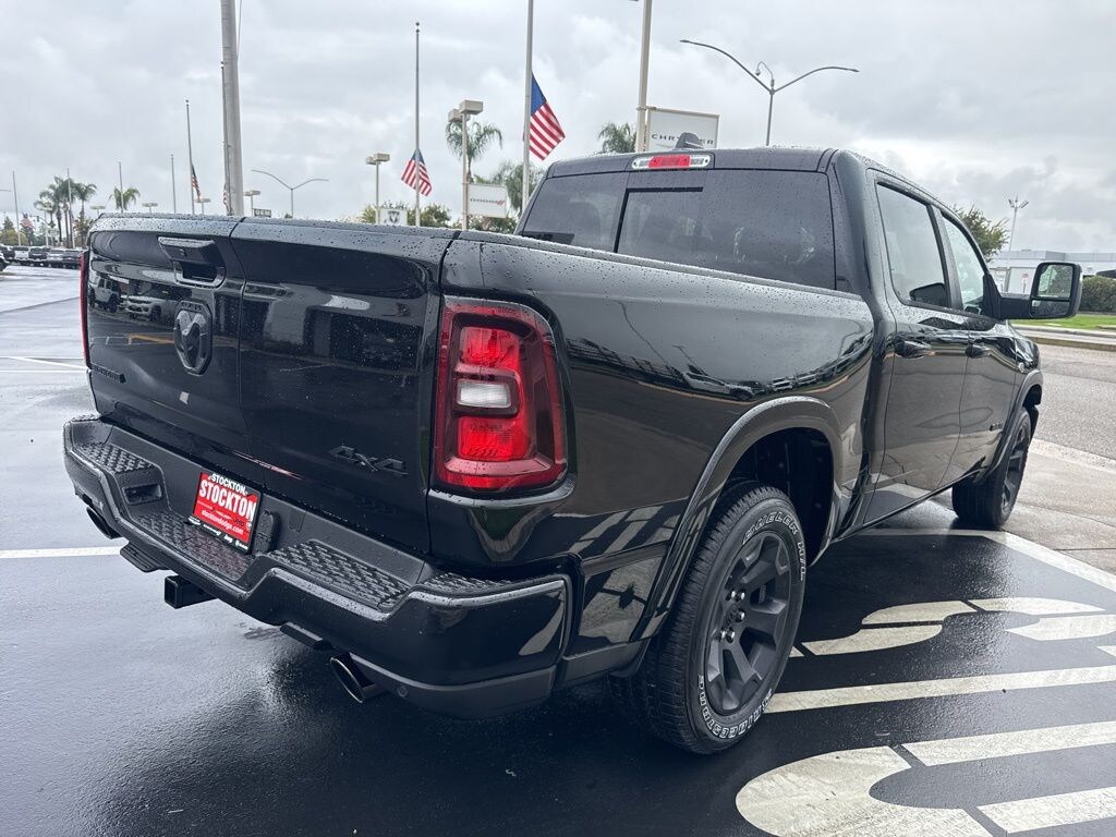 New 2026 Ram 1500 BIG HORN CREW CAB 4X4 5'7 BOX Pickup
