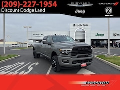 2026 Ram 3500 LARAMIE CREW CAB 4X4 8' BOX Pickup