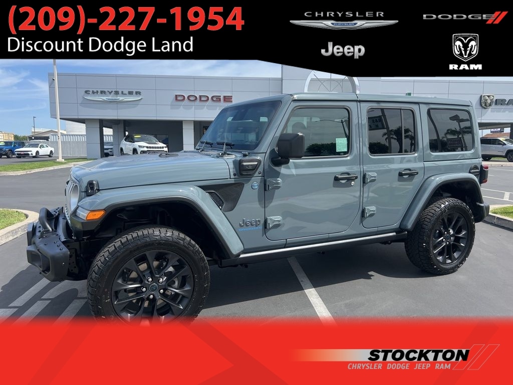 2025 Jeep Wrangler 4xe Backcountry 4XE's photo