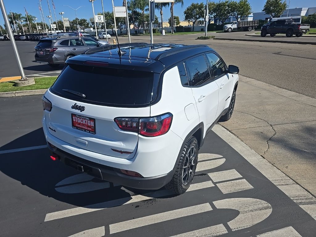 2026 Jeep Compass Trailhawk - Photo 10