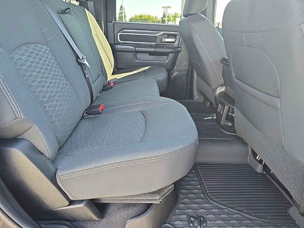 2026 RAM 2500 Big Horn - Photo 7