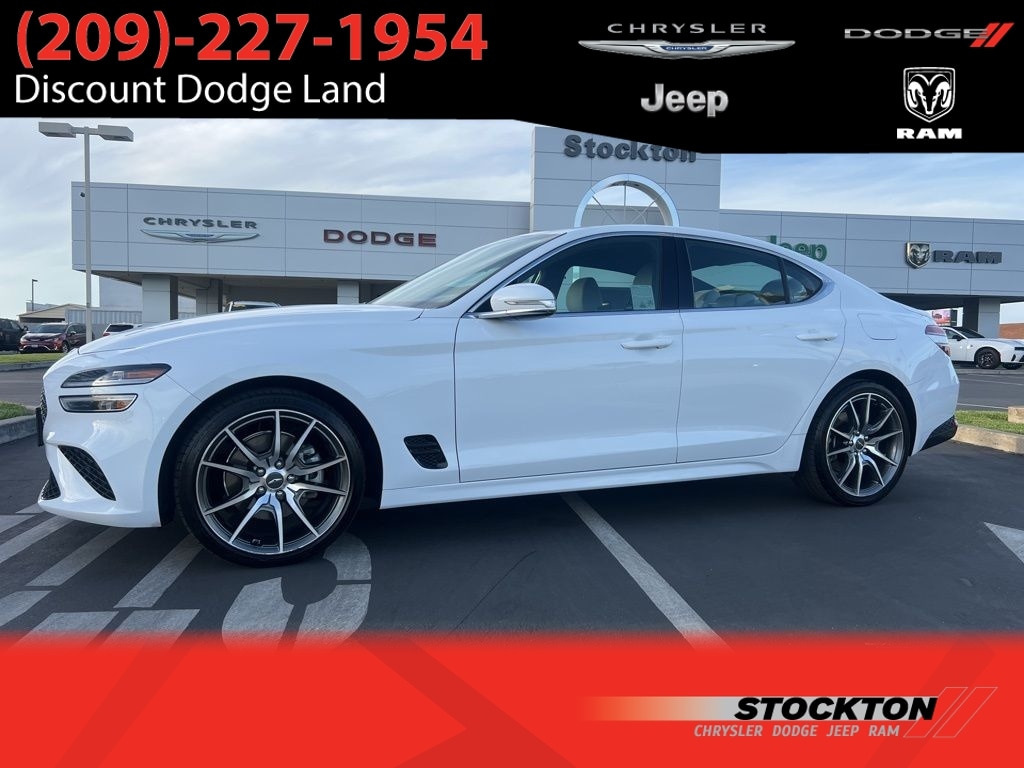 2023 Genesis G70 2.0T Standard's photo