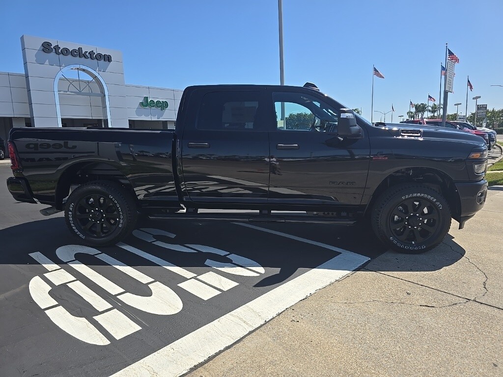 2025 Ram 2500 Big Horn photo 2