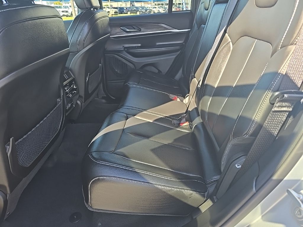 2025 Jeep Grand Cherokee Limited - Photo 25