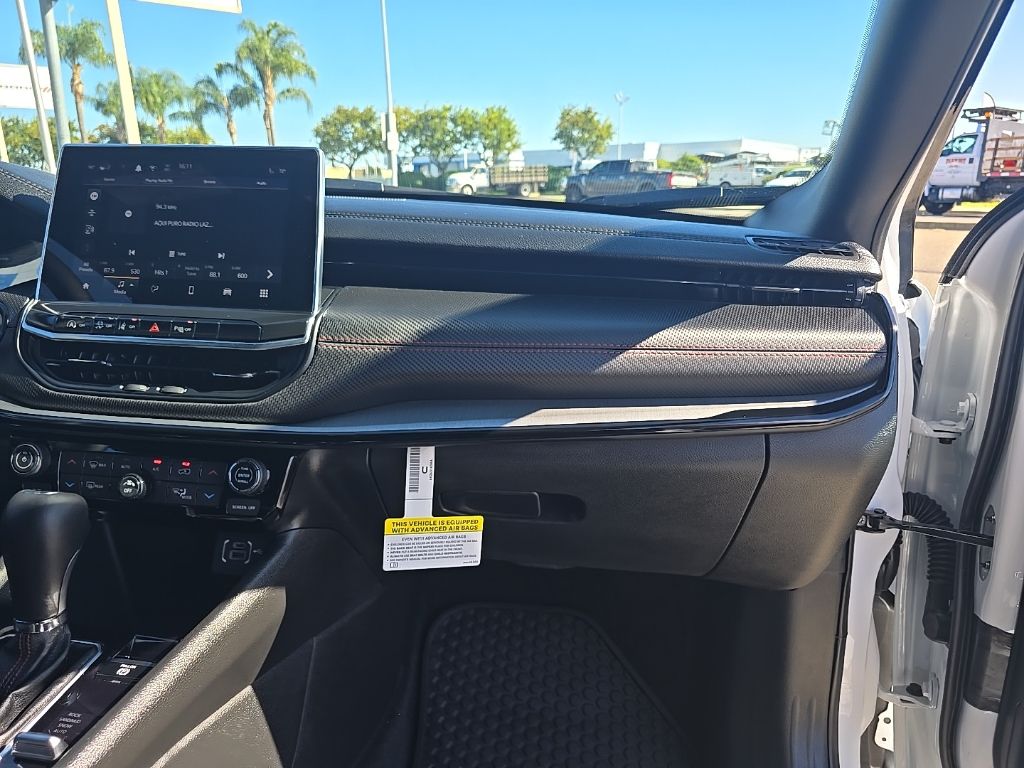 2026 Jeep Compass Trailhawk - Photo 6