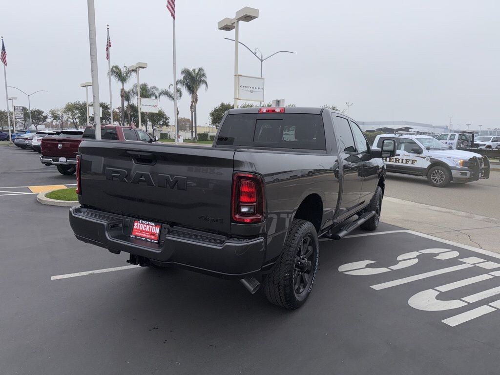 New 2026 Ram 2500 BLACK EXPRESS CREW CAB 4X4 6'4 BOX Pickup