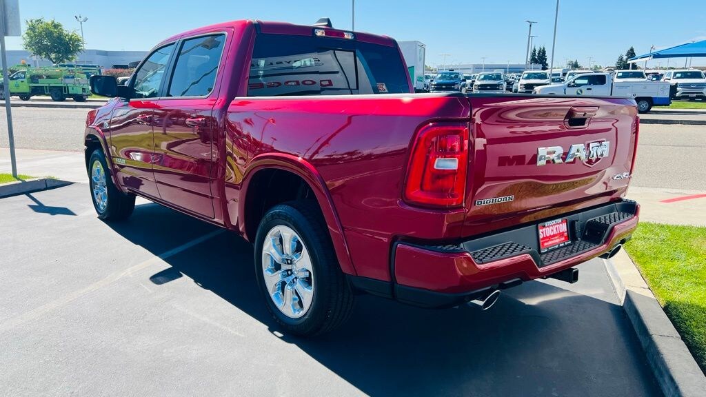 New 2026 Ram 1500 BIG HORN CREW CAB 4X4 5'7 BOX Pickup