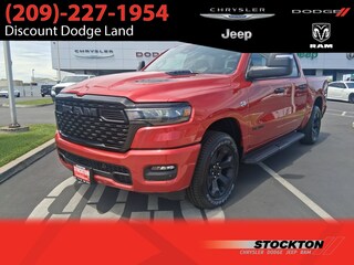 2026 Ram 1500 EXPRESS CREW CAB 4X4 5'7 BOX Pickup