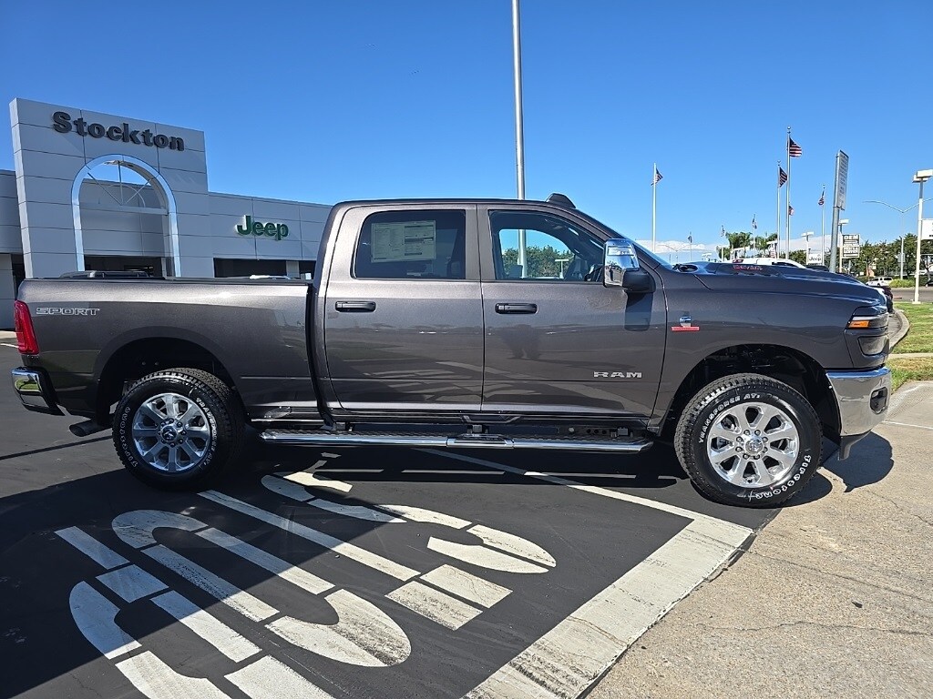 2025 Ram 2500 Laramie photo 2