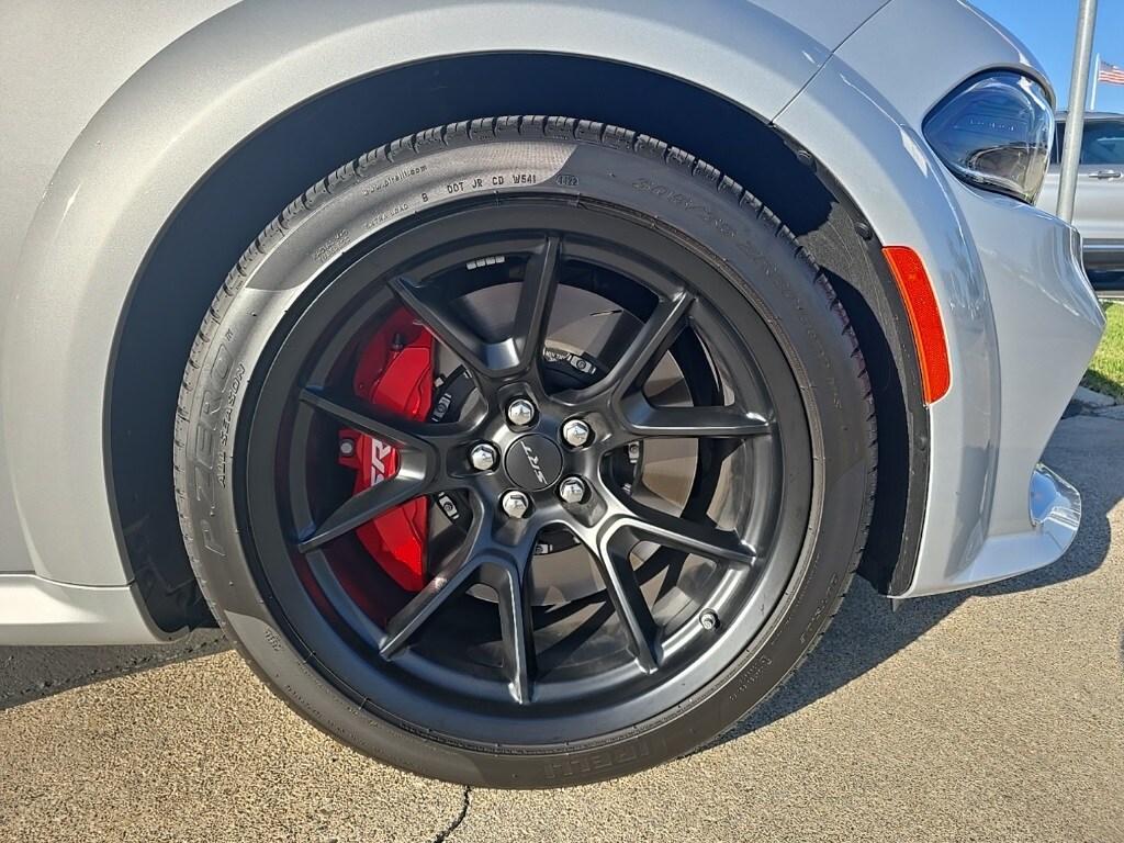 2023 Dodge Charger SRT8 Hellcat Redeye Widebody photo 4