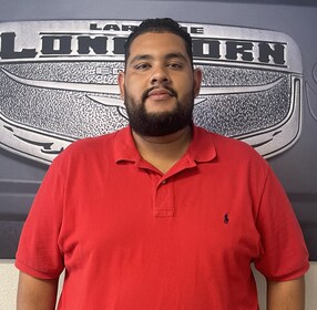 Staff member Ramon Magallanes from ID_b23e3b010eeb