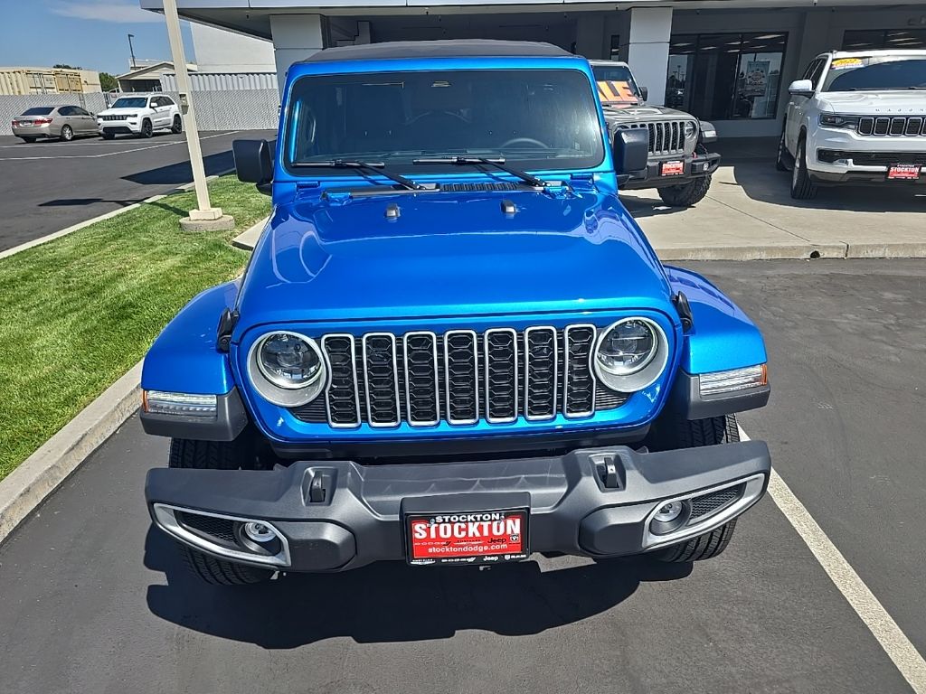 2025 Jeep Wrangler 4-Door Sahara - Photo 5