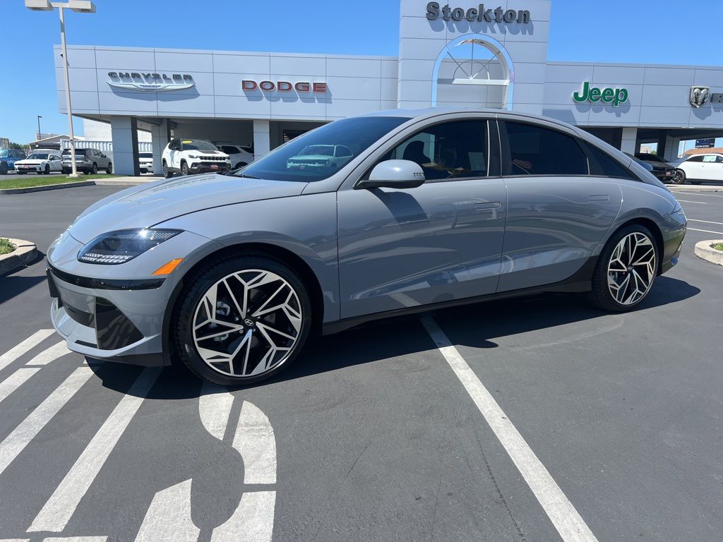 Used 2024 Hyundai IONIQ 6 SEL with VIN KMHM34AA4RA074631 for sale in Stockton, CA