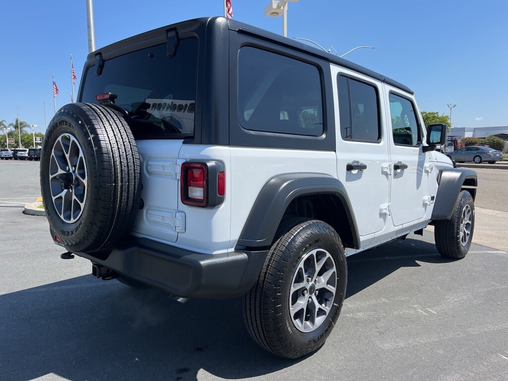 2025 Jeep Wrangler Sport S photo 3