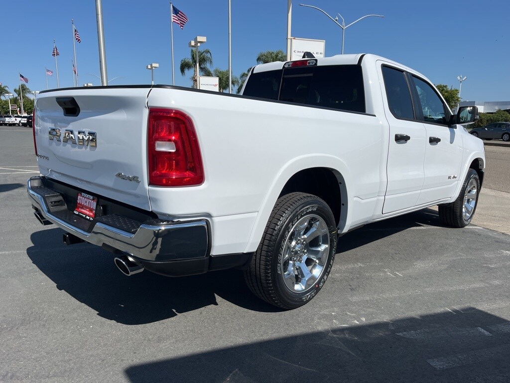 2025 Ram 1500 Big Horn photo 2
