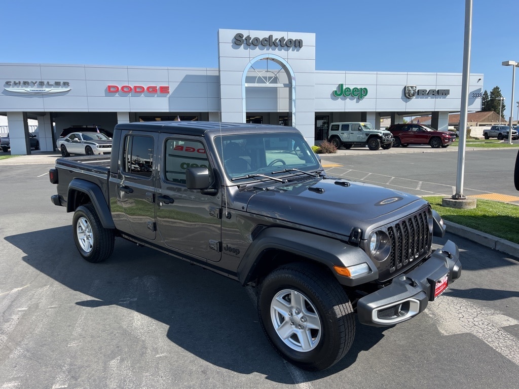 Used 2023 Jeep Gladiator Sport S with VIN 1C6HJTAG2PL523937 for sale in Stockton, CA