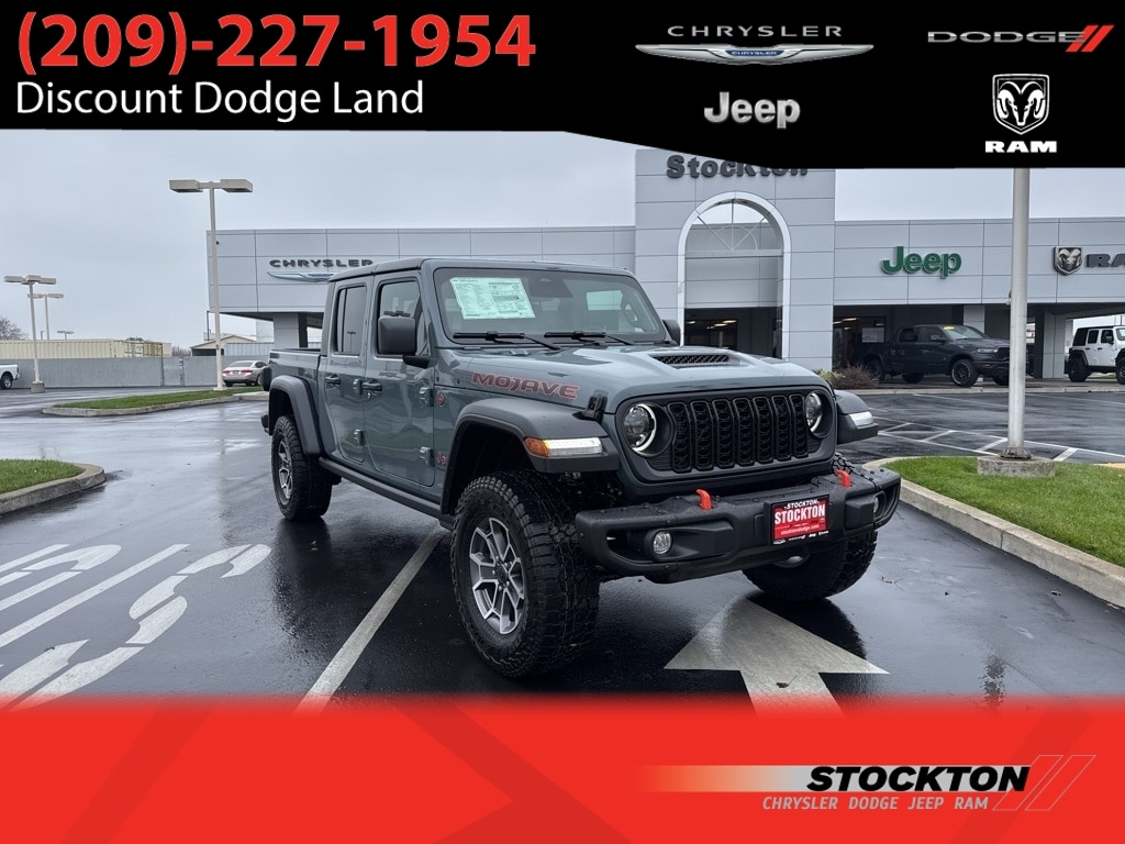 2026 Jeep Gladiator Mojave's photo