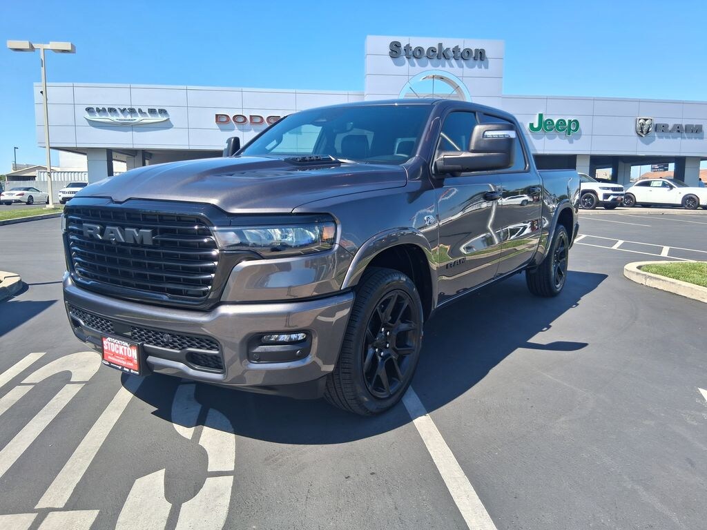New 2026 Ram 1500 LARAMIE CREW CAB 4X4 5'7 BOX Pickup