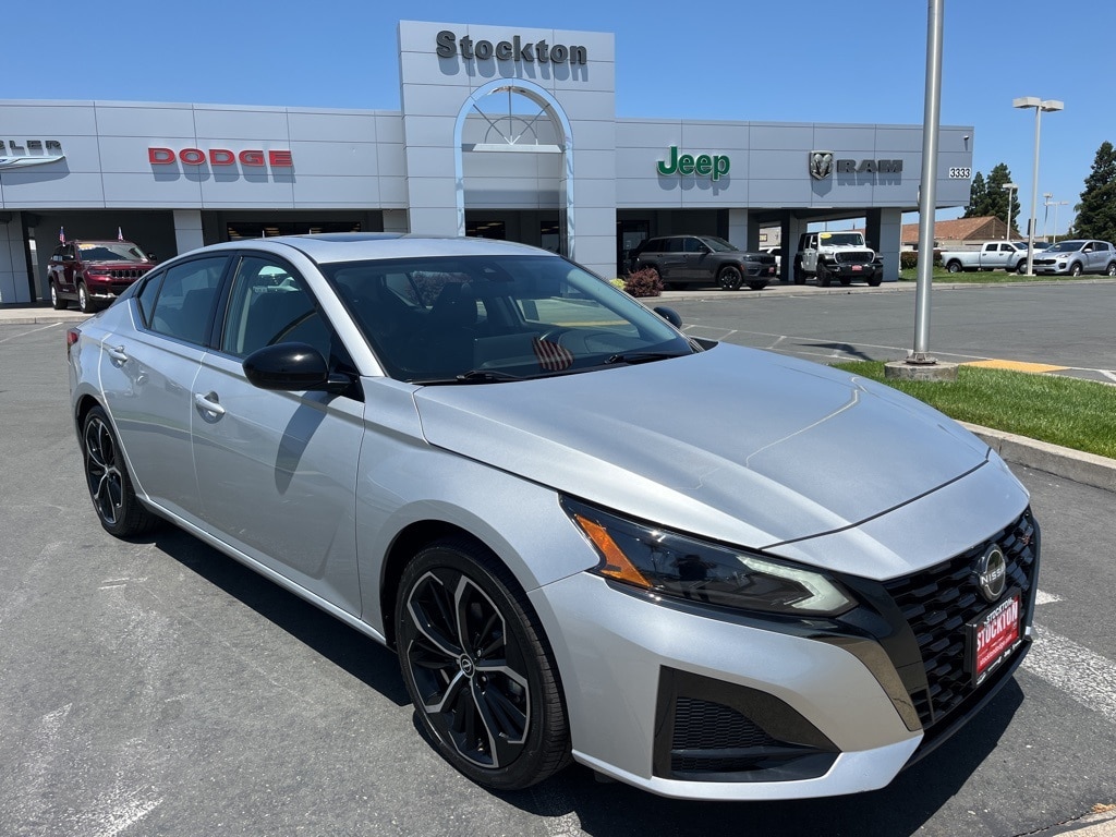 Used 2024 Nissan Altima SR with VIN 1N4BL4CV6RN390865 for sale in Stockton, CA