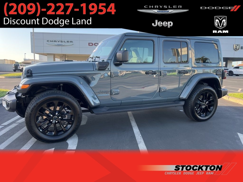 2025 Jeep Wrangler SUV 
