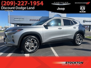 2025 Chevrolet Trax LT SUV