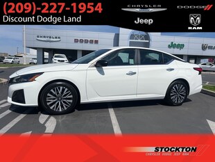 2025 Nissan Altima 2.5 SV Sedan