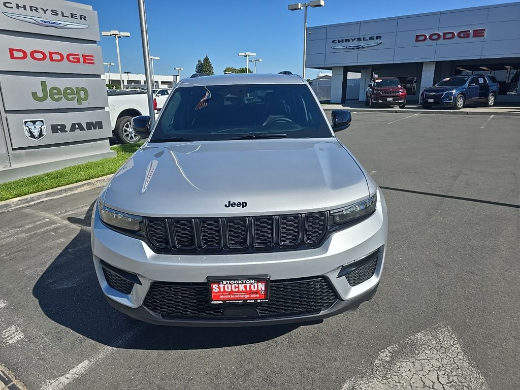 2025 Jeep Grand Cherokee Limited - Photo 24
