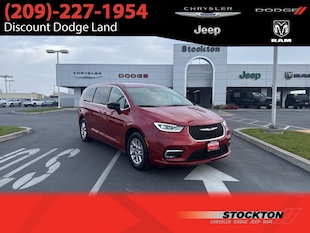 2025 Chrysler Pacifica Select Minivan/Van