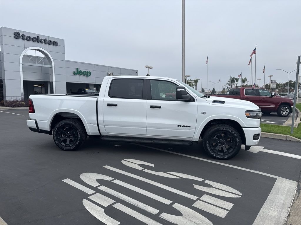 New 2026 Ram 1500 BIG HORN CREW CAB 4X4 5'7 BOX Pickup