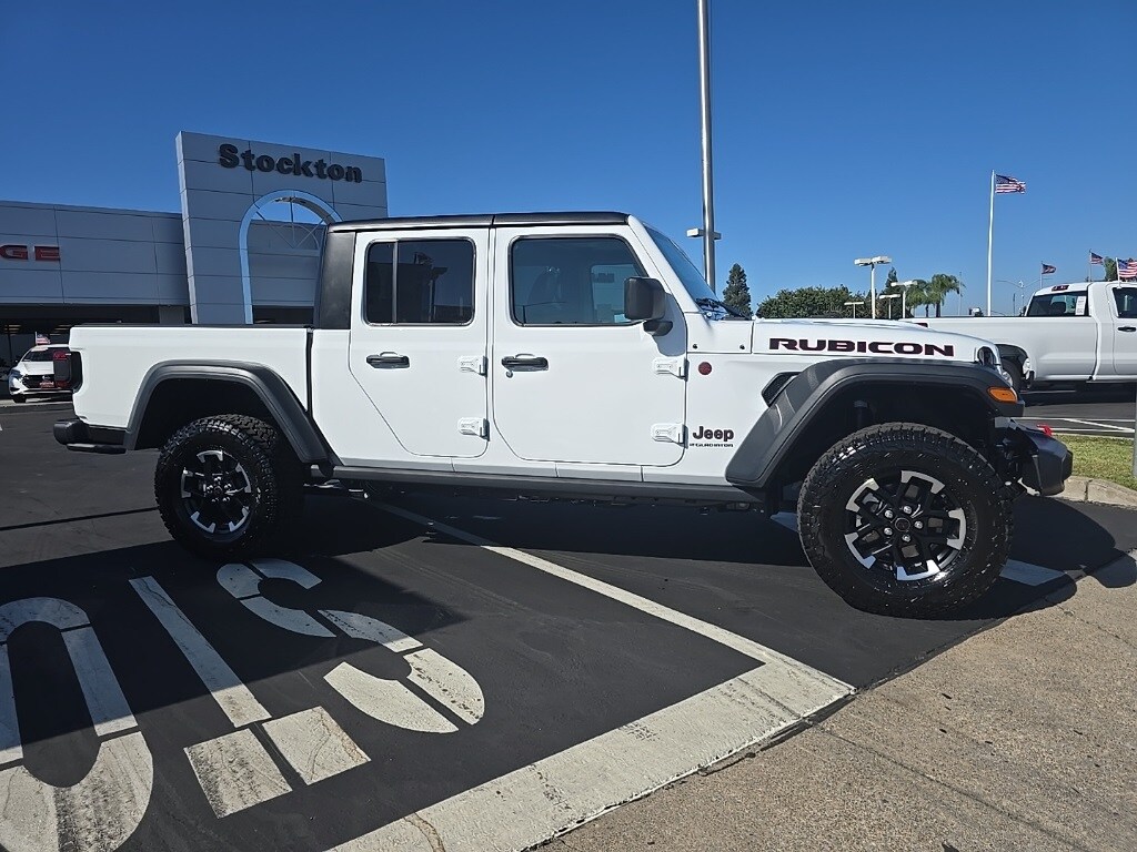 2025 Jeep Gladiator Rubicon photo 2