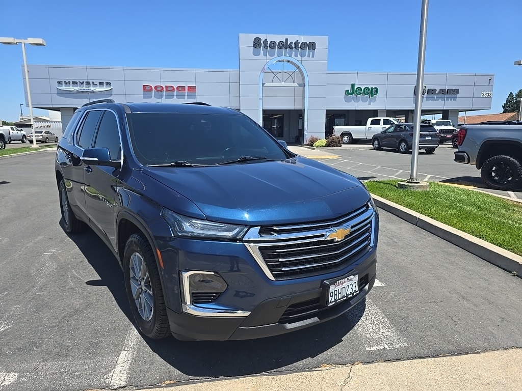 Used 2022 Chevrolet Traverse 1LT with VIN 1GNERGKWXNJ171949 for sale in Stockton, CA
