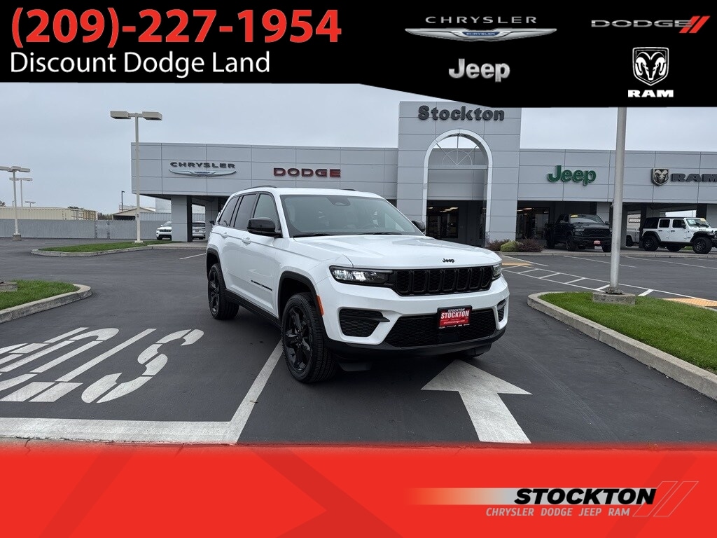 2025 Jeep Grand Cherokee Altitude's photo