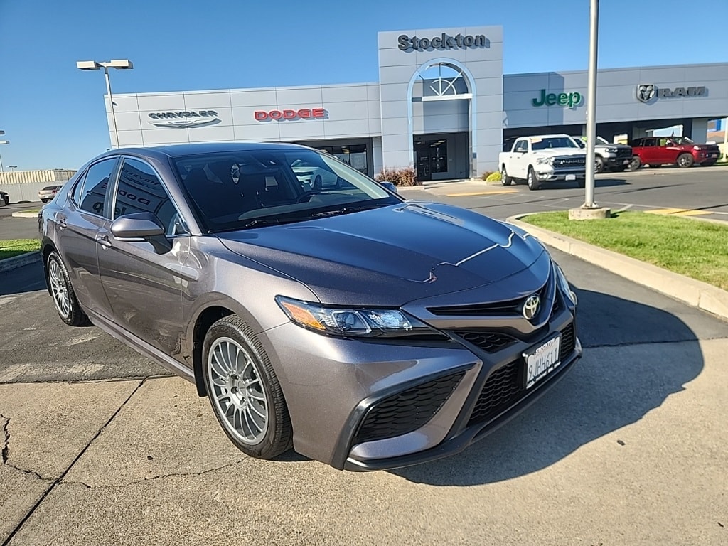 Used 2024 Toyota Camry SE with VIN 4T1T11AK0RU851264 for sale in Stockton, CA