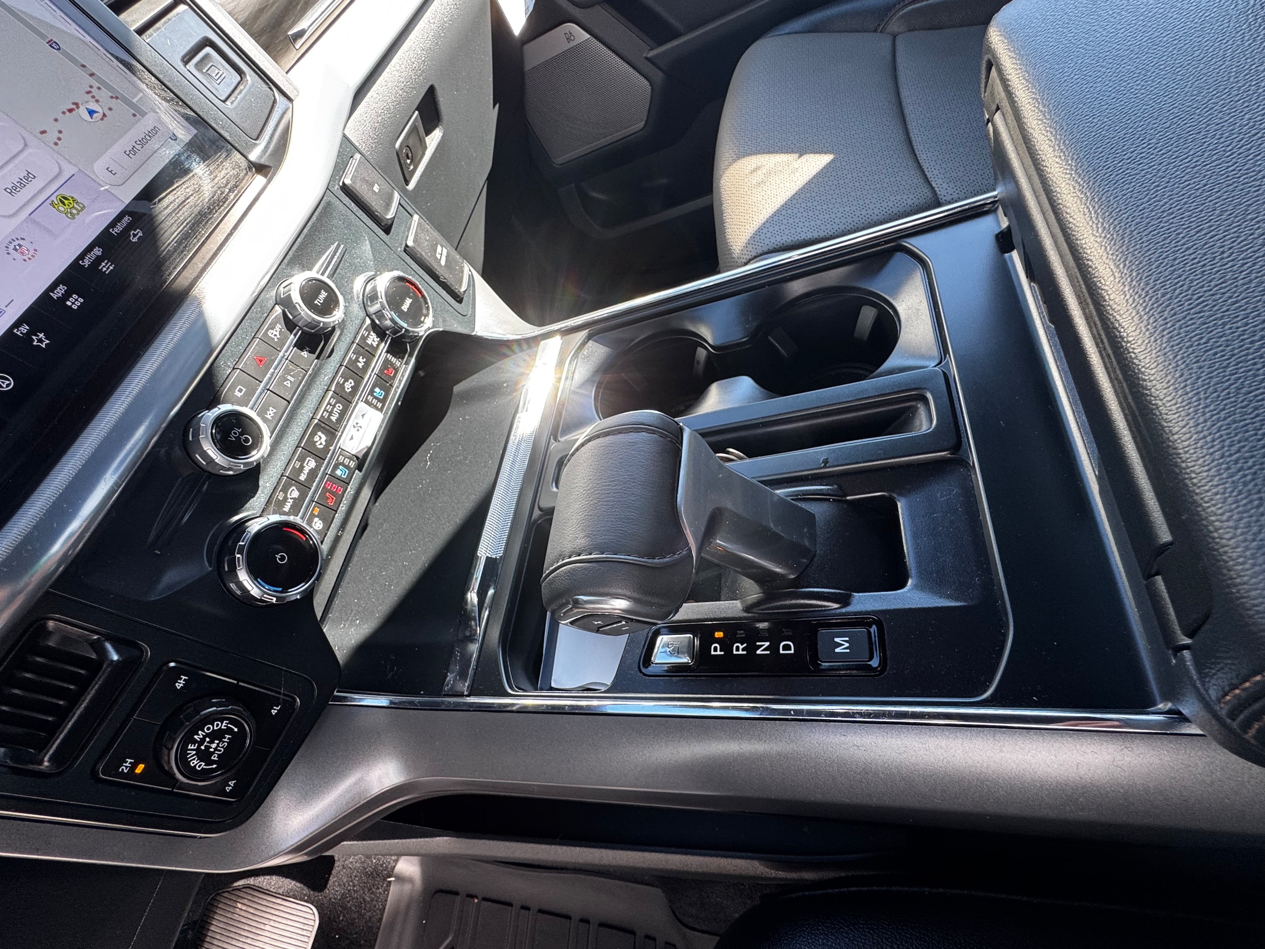 2025 Ford F-150 Lariat - Photo 20