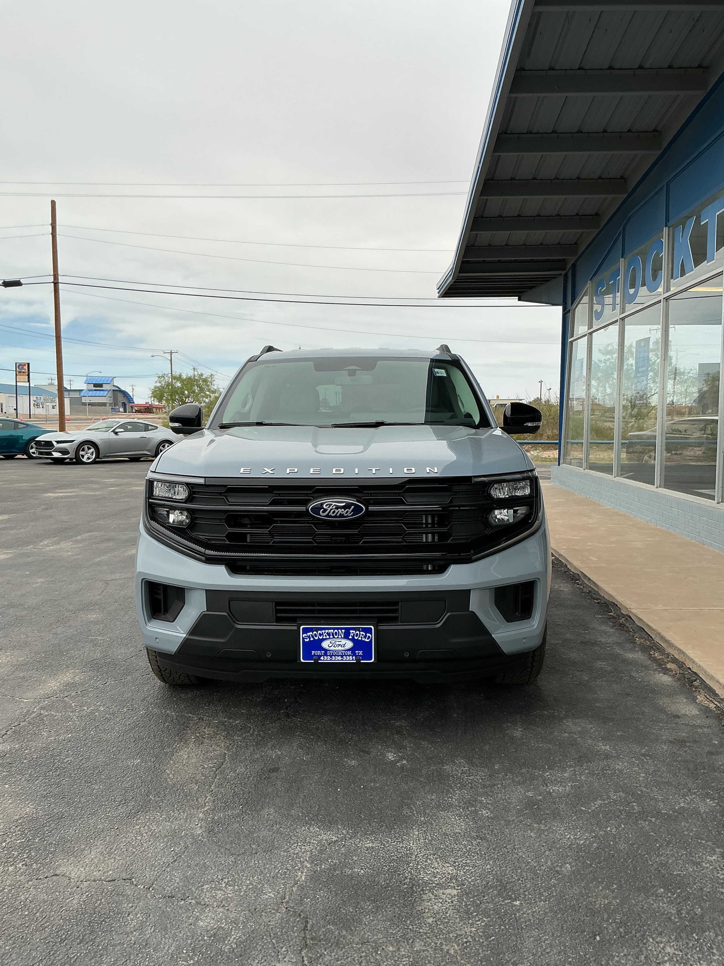 2026 Ford Expedition Active MAX's photo