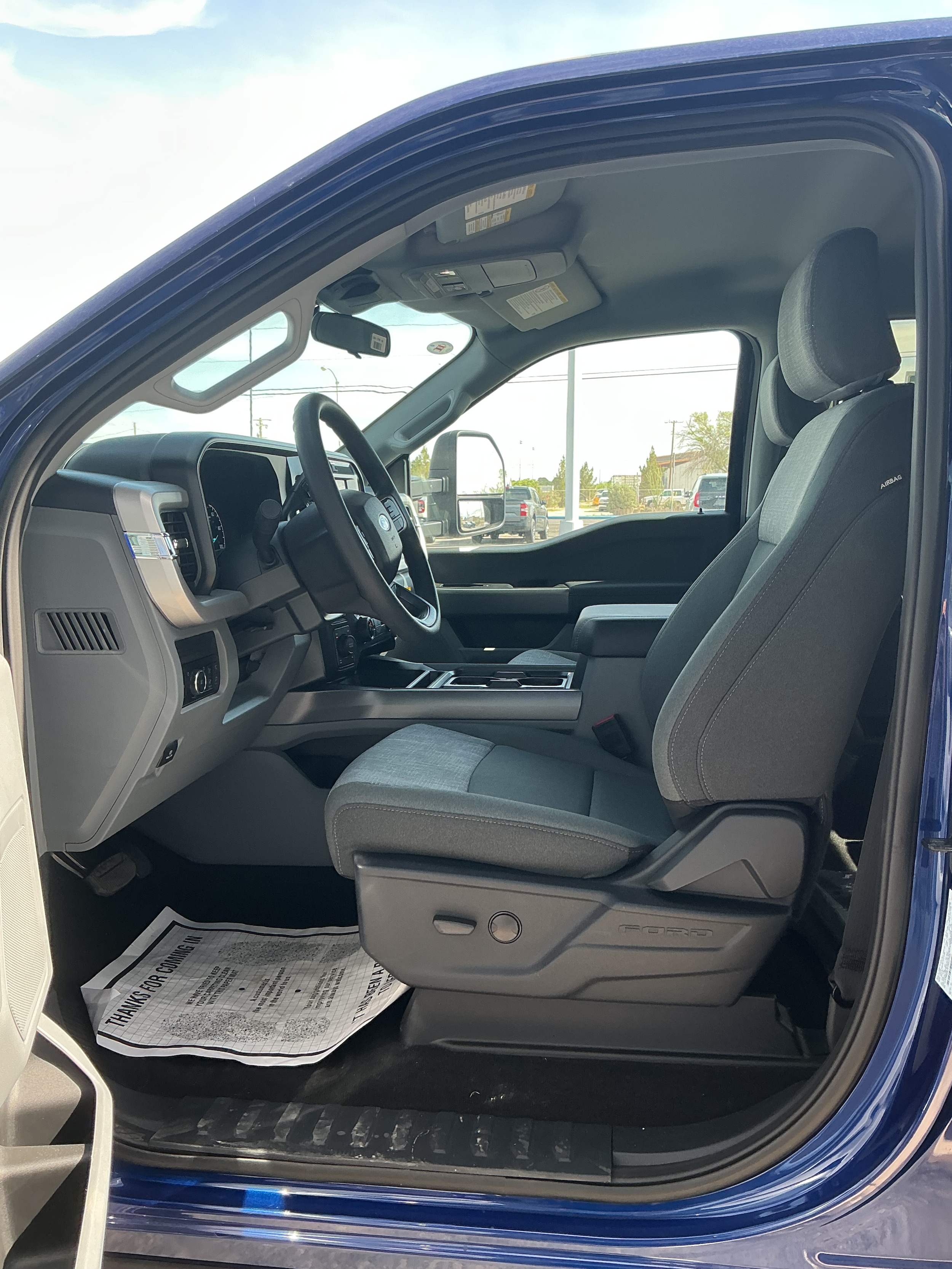 2026 Ford F-250 Super Duty XLT - Photo 6