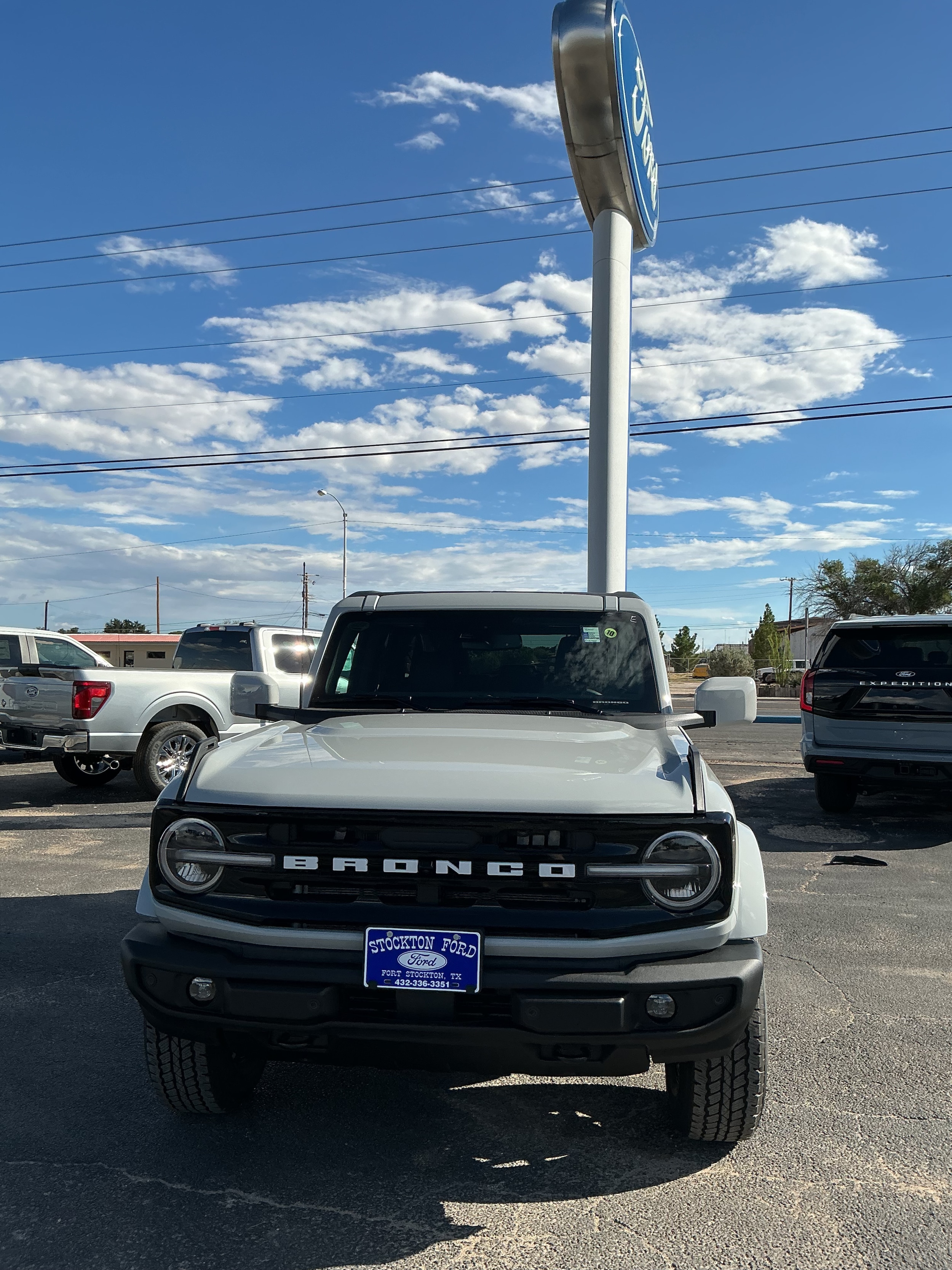 2026 Ford Bronco 4-Door Outer Banks