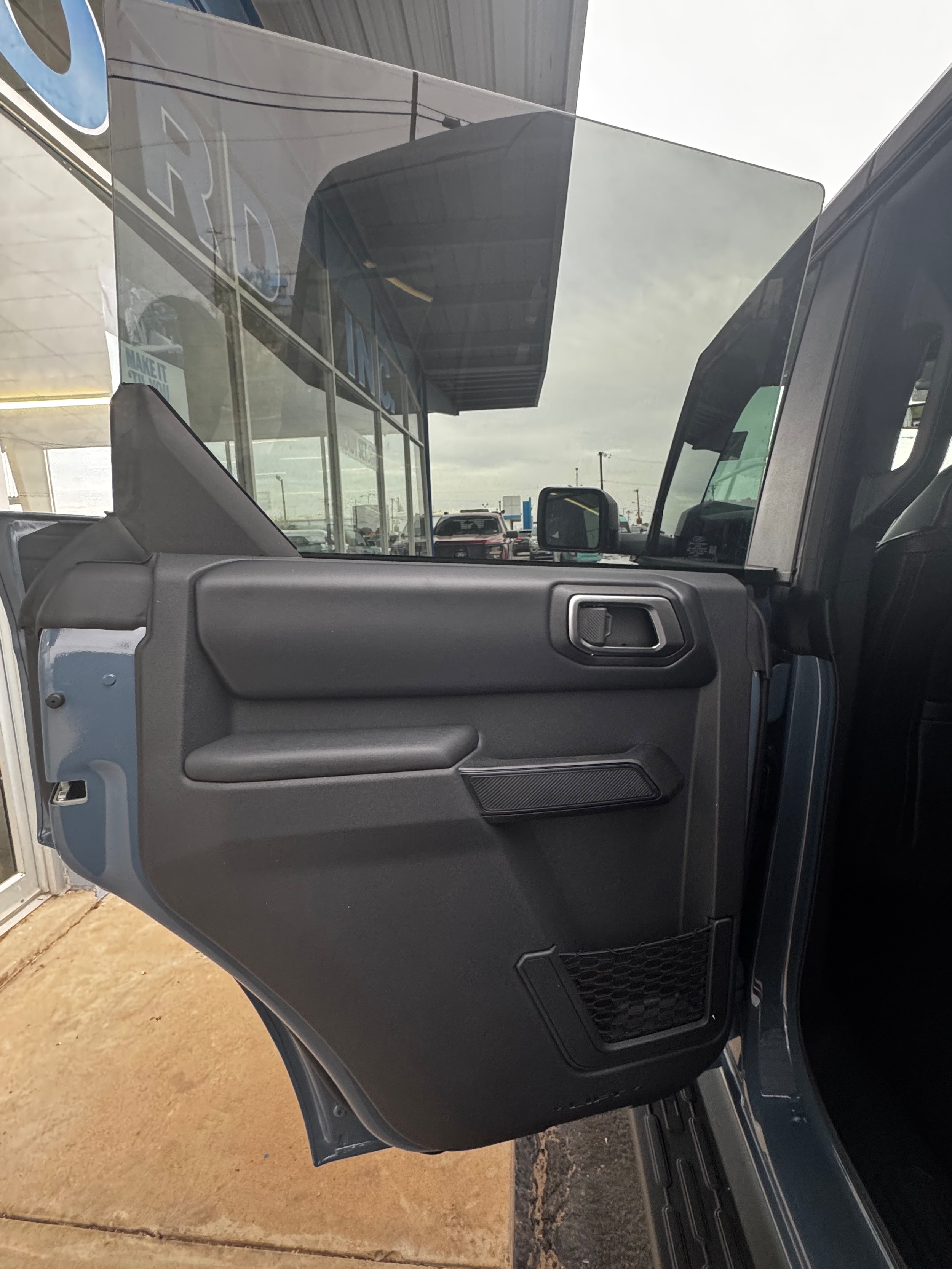 2025 Ford Bronco 4-Door Outer Banks - Photo 17