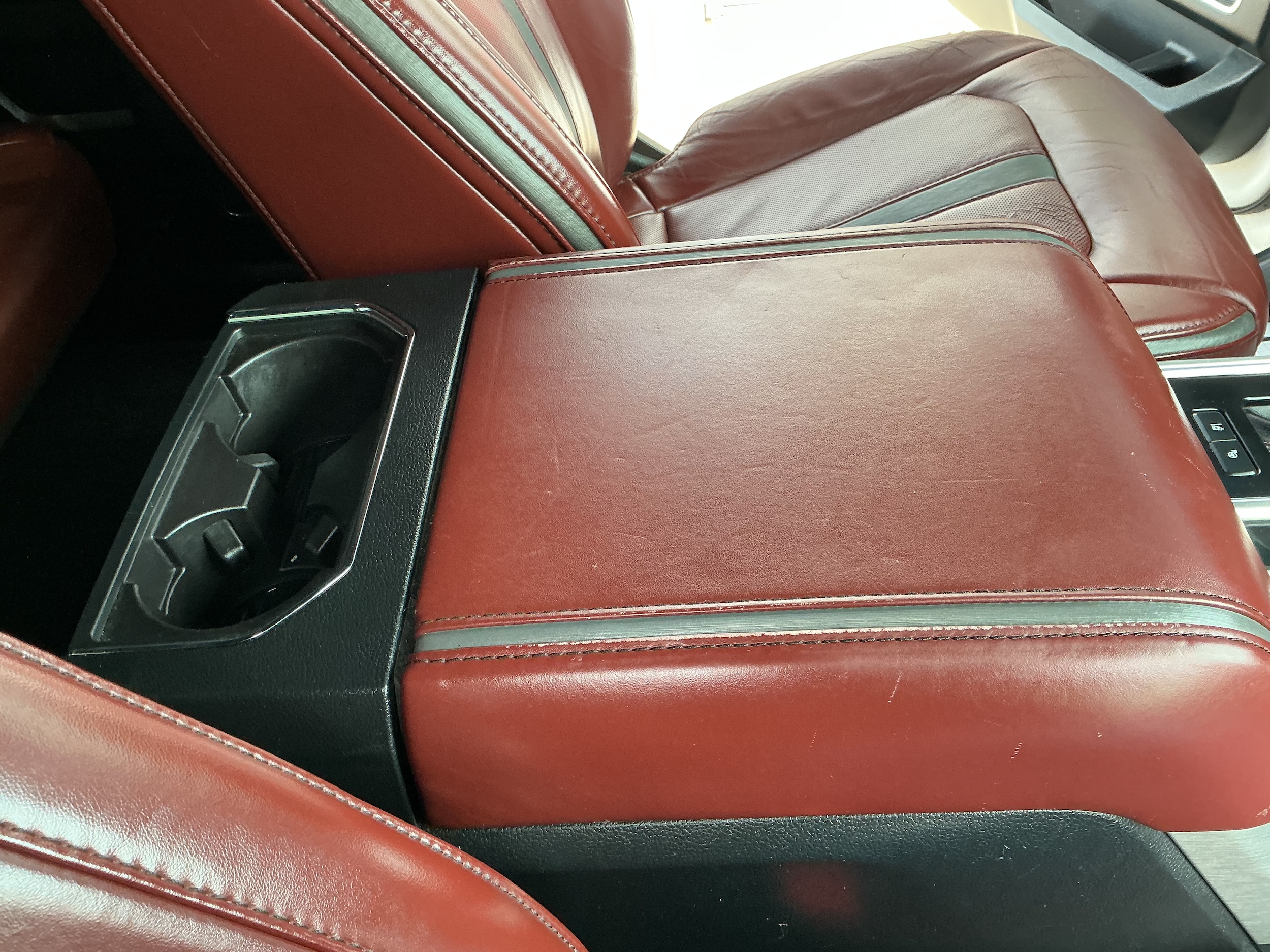 2019 Ford F-150 Platinum - Photo 21
